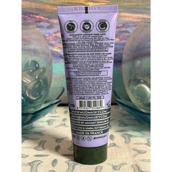 Mudmasky Midnight Hand Mask - Picture 2 of 4